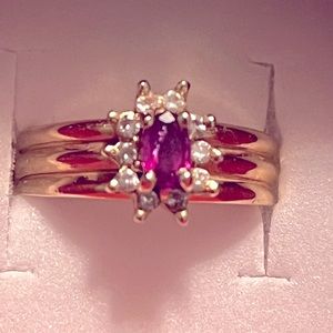 14kp Oval Ruby Diamond Halo Ring